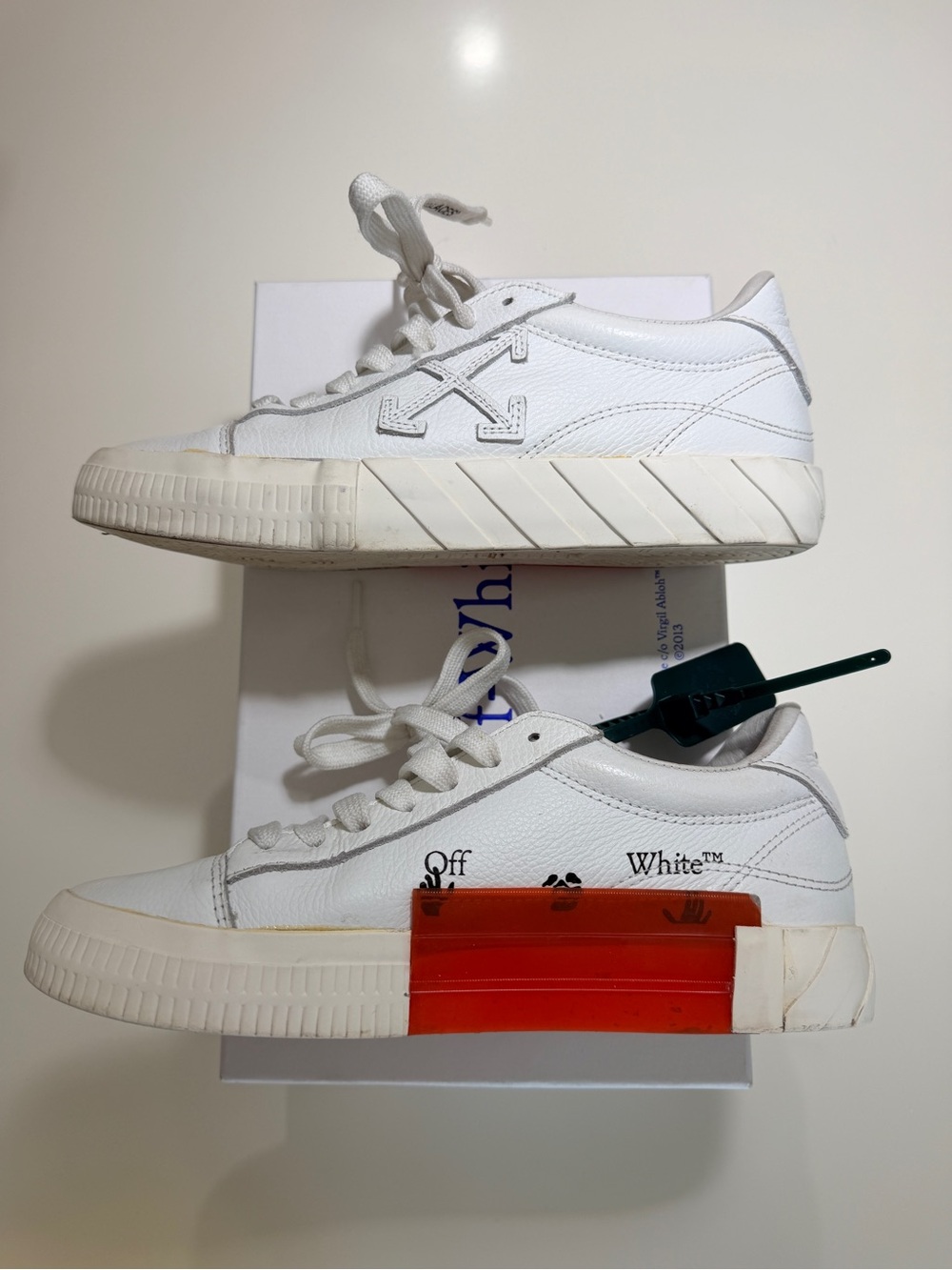 Off-White vulcanized White Sneakers with Orange Midsole Accent 39